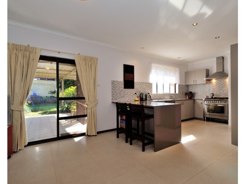 9 Bentley Street, Hamersley WA 6022