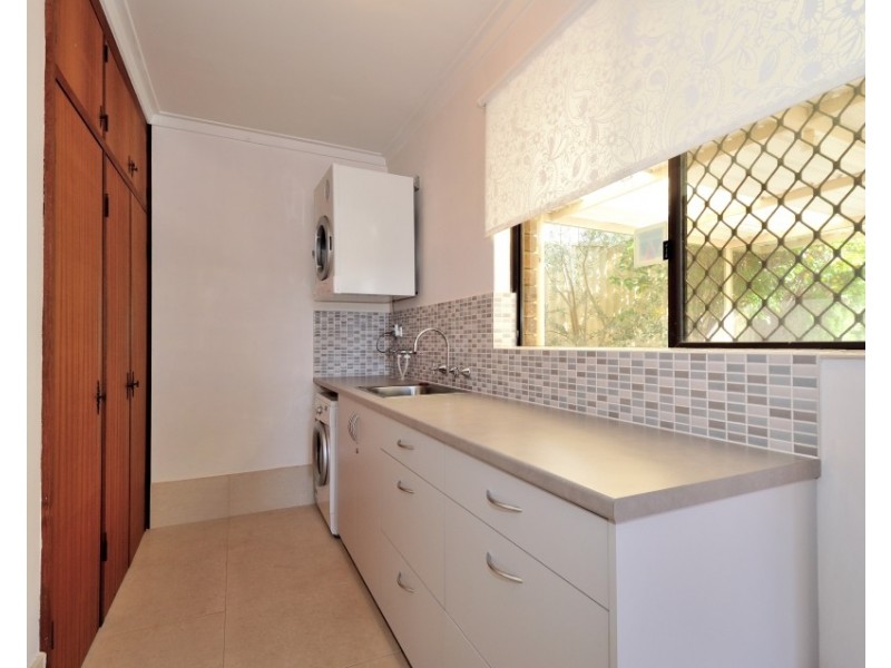 9 Bentley Street, Hamersley WA 6022