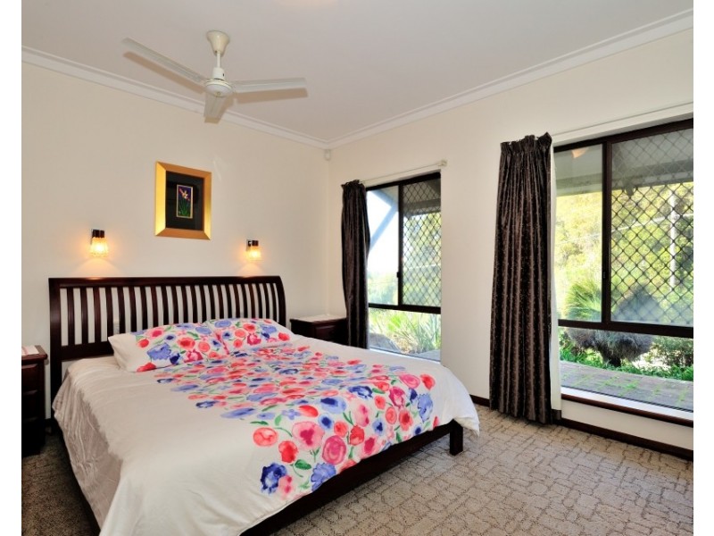 9 Bentley Street, Hamersley WA 6022