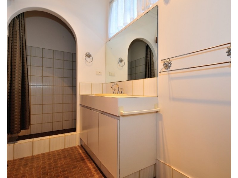 9 Bentley Street, Hamersley WA 6022