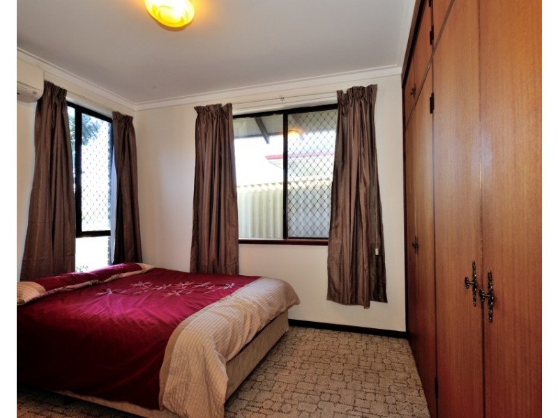 9 Bentley Street, Hamersley WA 6022