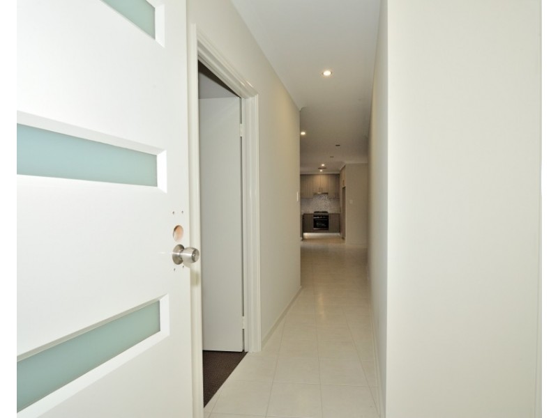 1D Lilacdale Road, Innaloo WA 6018