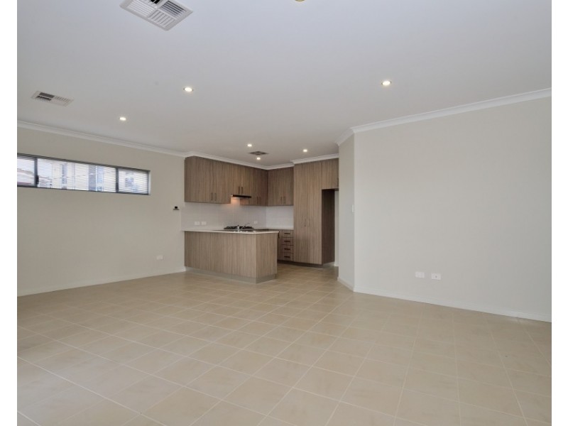 1a Lilacdale Road, Innaloo WA 6018