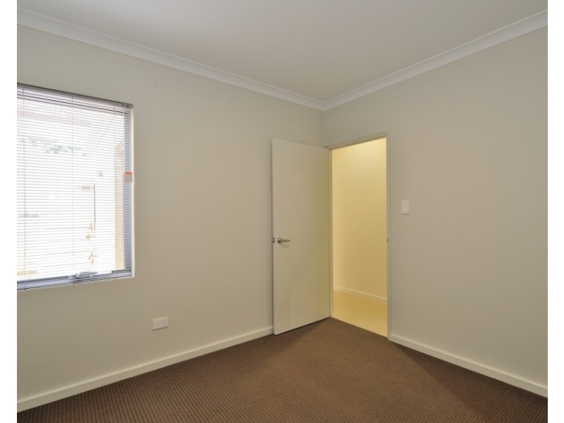 1a Lilacdale Road, Innaloo WA 6018