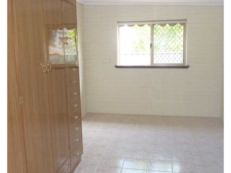 8 Pinewood Avenue, Woodlands WA 6018