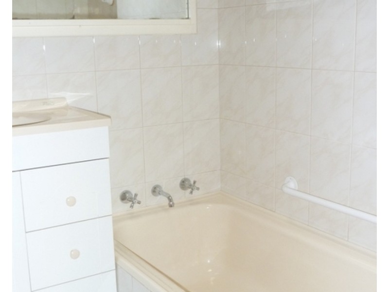 8 Pinewood Avenue, Woodlands WA 6018