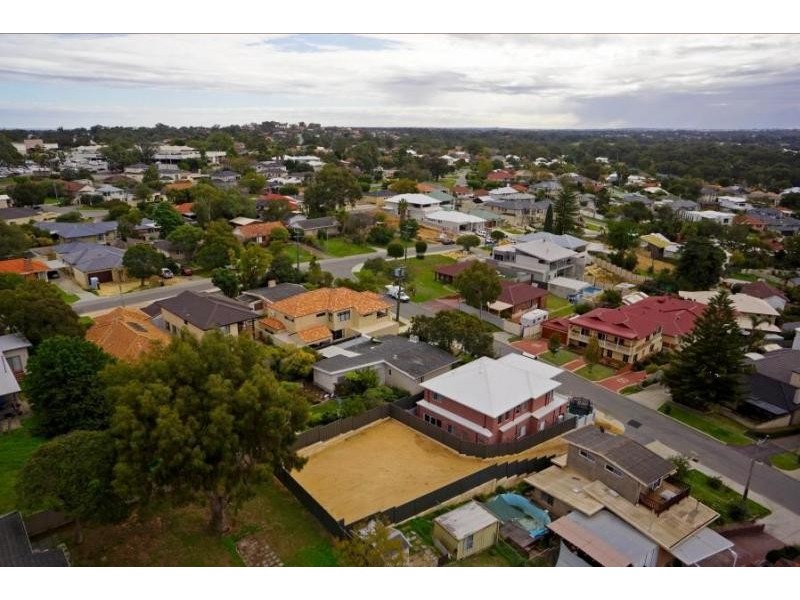 5A Panton Crescent, Karrinyup WA 6018