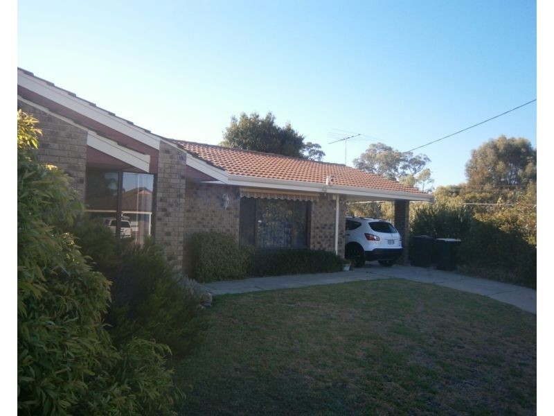 4 Martinup Court, Heathridge WA 6027