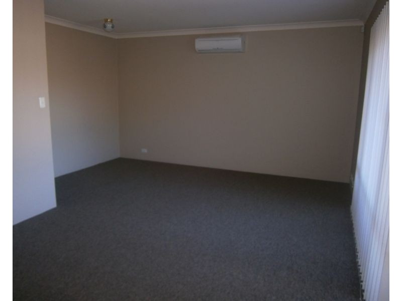 4 Martinup Court, Heathridge WA 6027