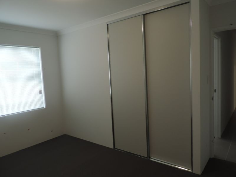4 Oxted Link, Butler WA 6036