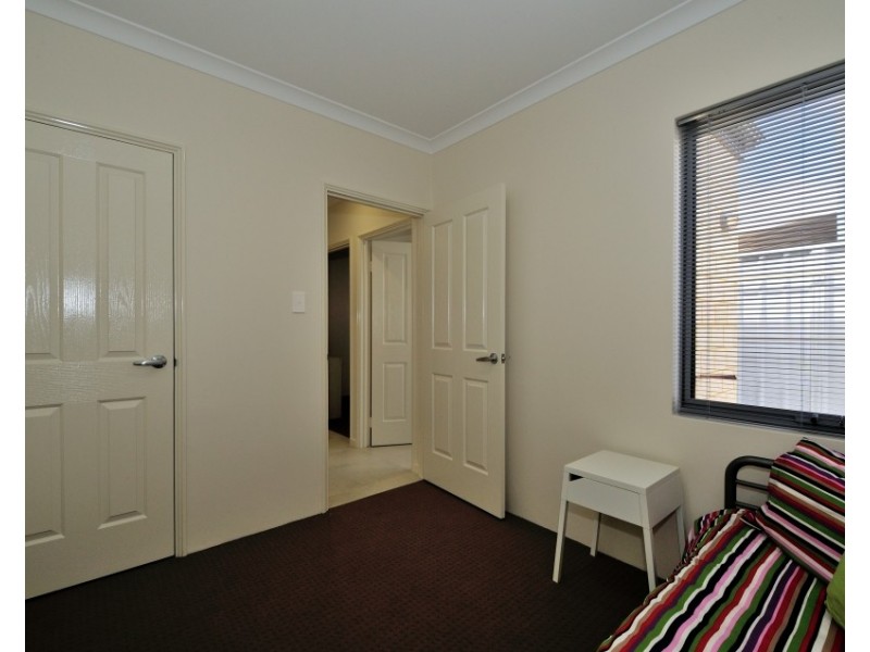 136 Balga Ave, Balga WA 6061