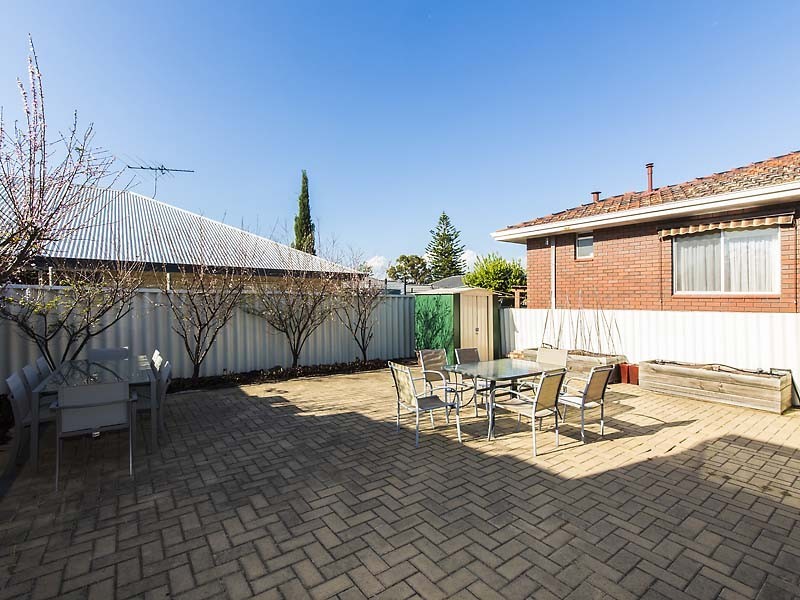 12A Sproxton Way, Embleton WA 6062