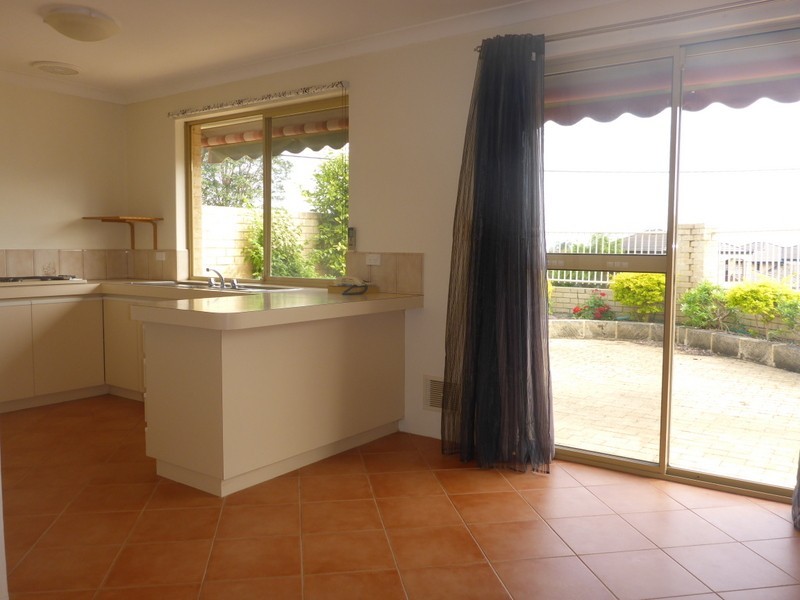 1/10 Mira Mar Street, Doubleview WA 6018