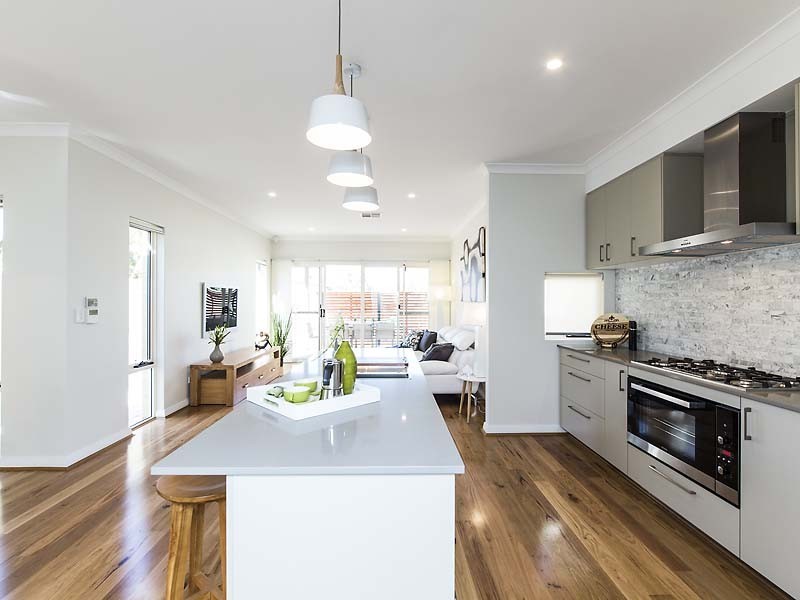 4 Francis Avenue, Karrinyup WA 6018