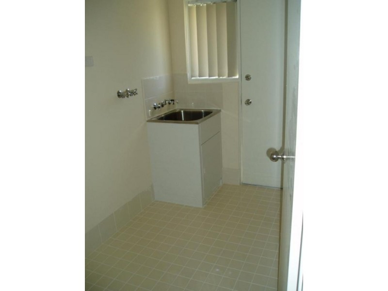 20E Roxwell Way, Girrawheen WA 6064