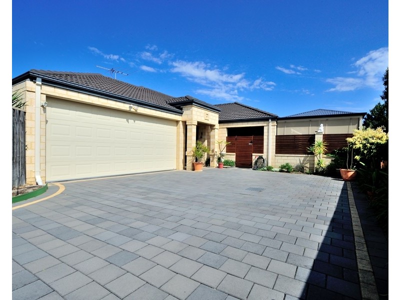 3A Hadley Place, Karrinyup WA 6018