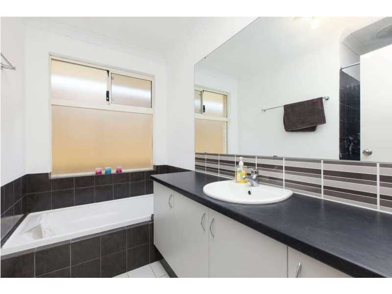 12 Winterton Way, Girrawheen WA 6064