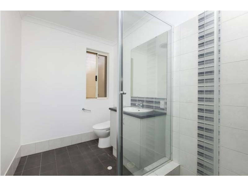 12 Winterton Way, Girrawheen WA 6064