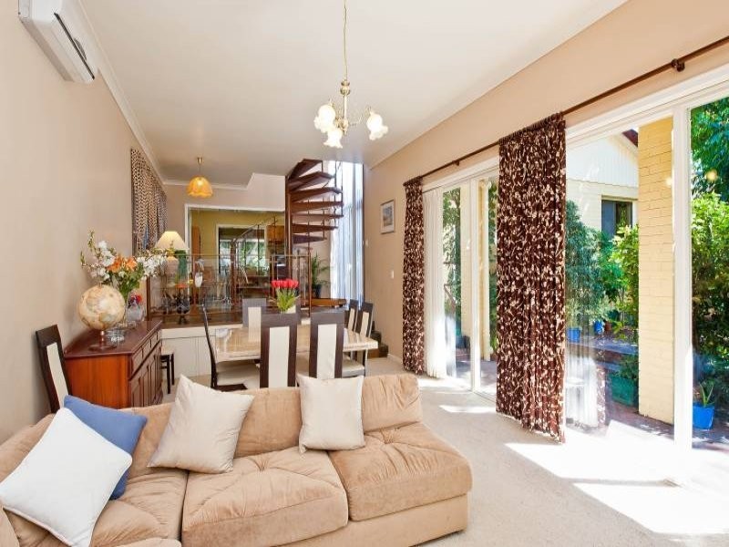88 Paramatta Road, Doubleview WA 6018
