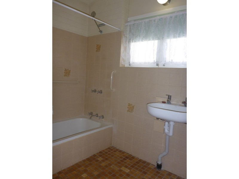 5 Balwarra Avenue, Dianella WA 6059