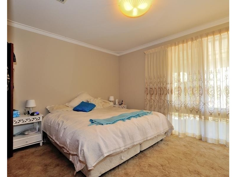 33 Hampton Street, Karrinyup WA 6018