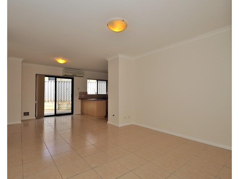 13b Hodges Place, Innaloo WA 6018