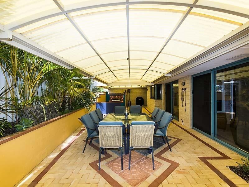 5 Tropical Gardens, Ballajura WA 6066