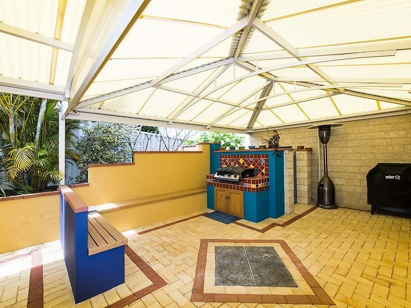 5 Tropical Gardens, Ballajura WA 6066