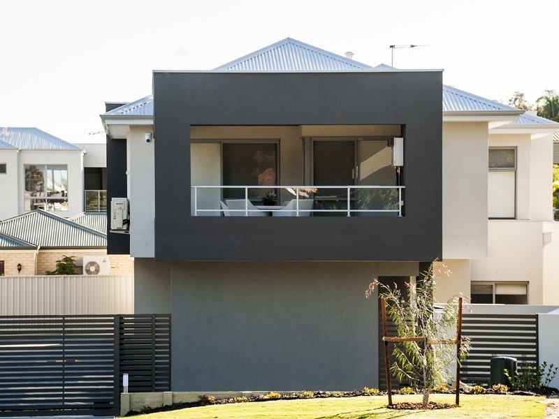 1-9/16 King George Street, Innaloo WA 6018