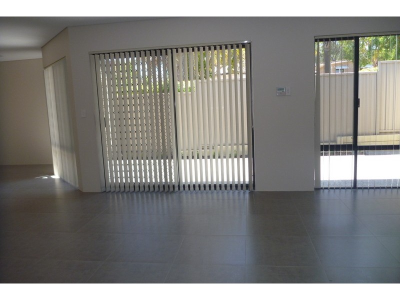 1/7 Earnley Way, Balga WA 6061