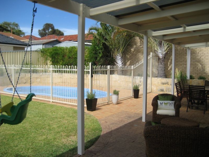 27 Charles Street, Karrinyup WA 6018