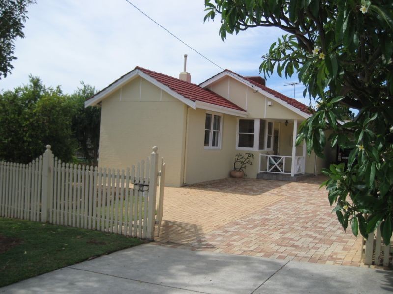 27 Charles Street, Karrinyup WA 6018