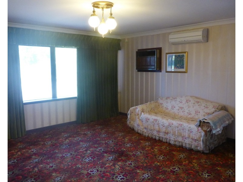 3 Rothbury Road, Embleton WA 6062