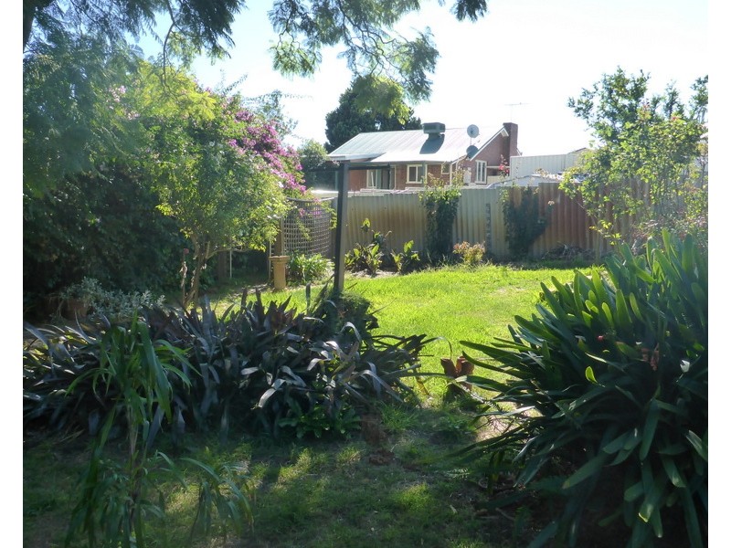 3 Rothbury Road, Embleton WA 6062