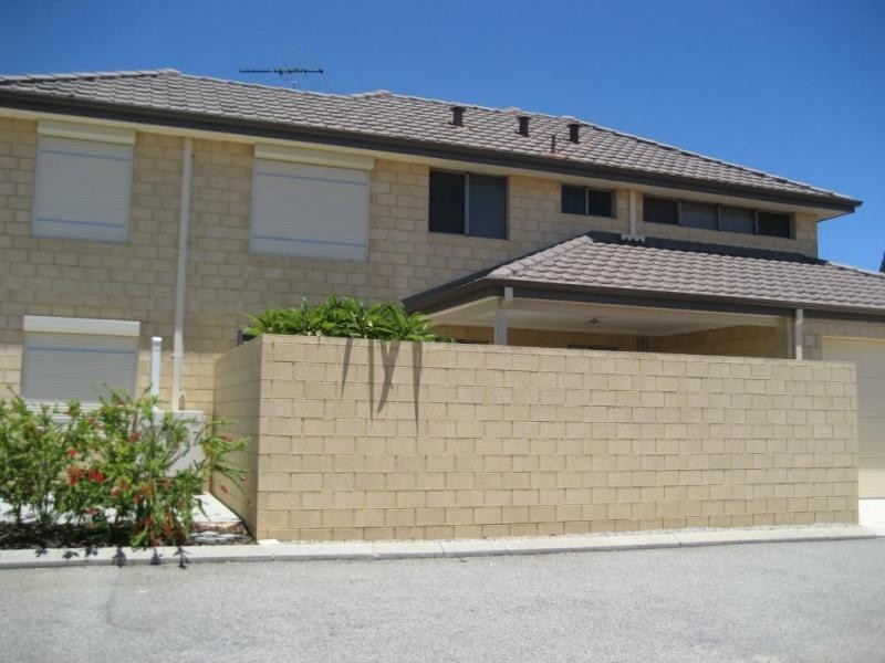 227 Huntriss Road, Doubleview WA 6018