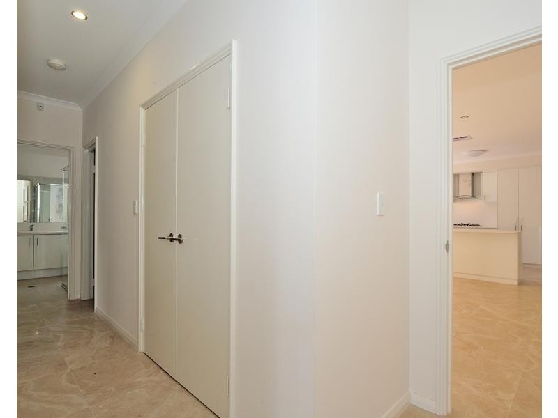 7/211 Royal Street, Yokine WA 6060