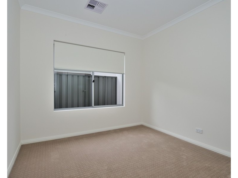 5/211 Royal Street, Yokine WA 6060
