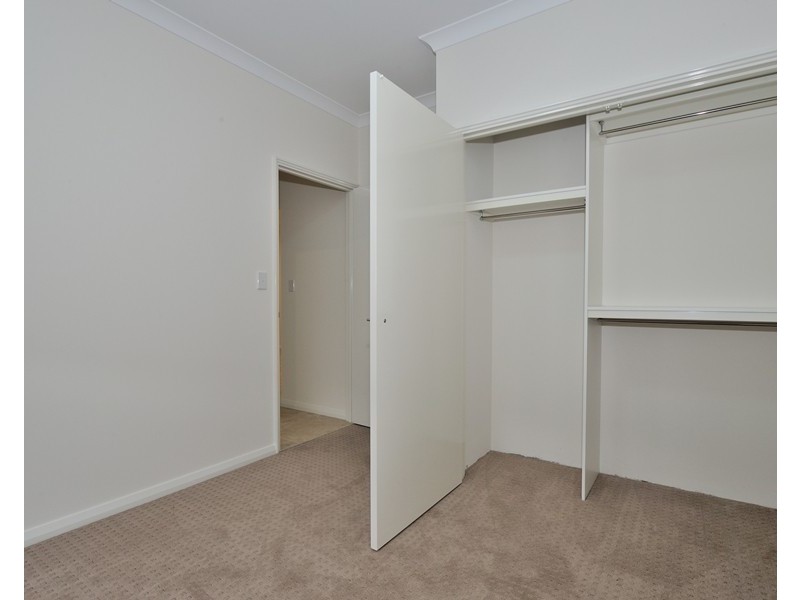 5/211 Royal Street, Yokine WA 6060