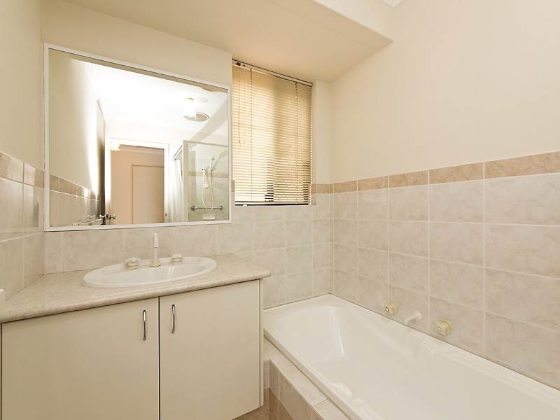 2A Diana Street, Innaloo WA 6018