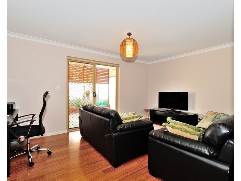 4/3 Muriel Avenue, Woodlands WA 6018