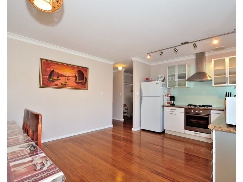 4/3 Muriel Avenue, Woodlands WA 6018