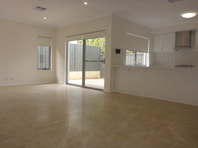 7/211 Royal Street, Yokine WA 6060