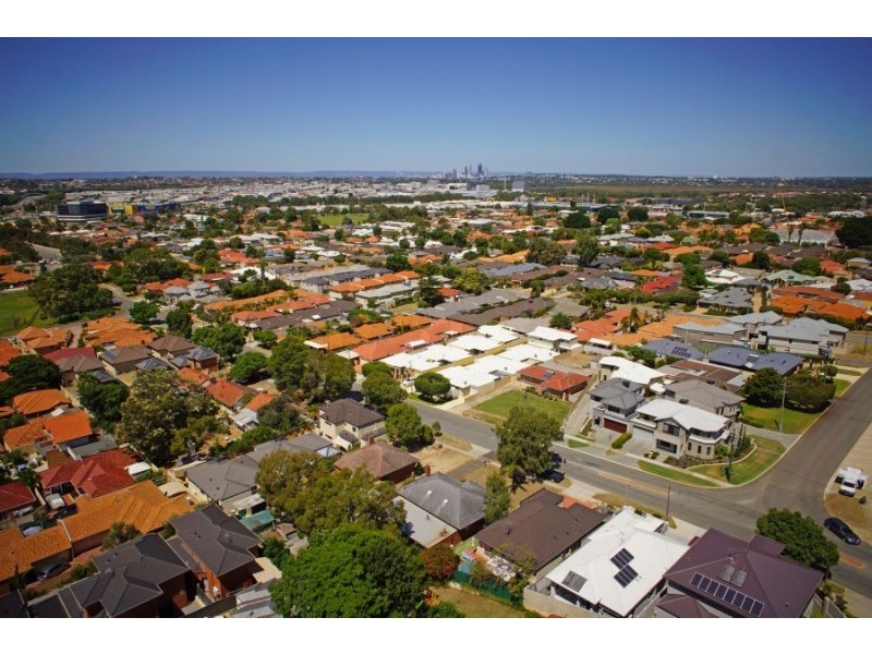 106 Beatrice Street, Innaloo WA 6018