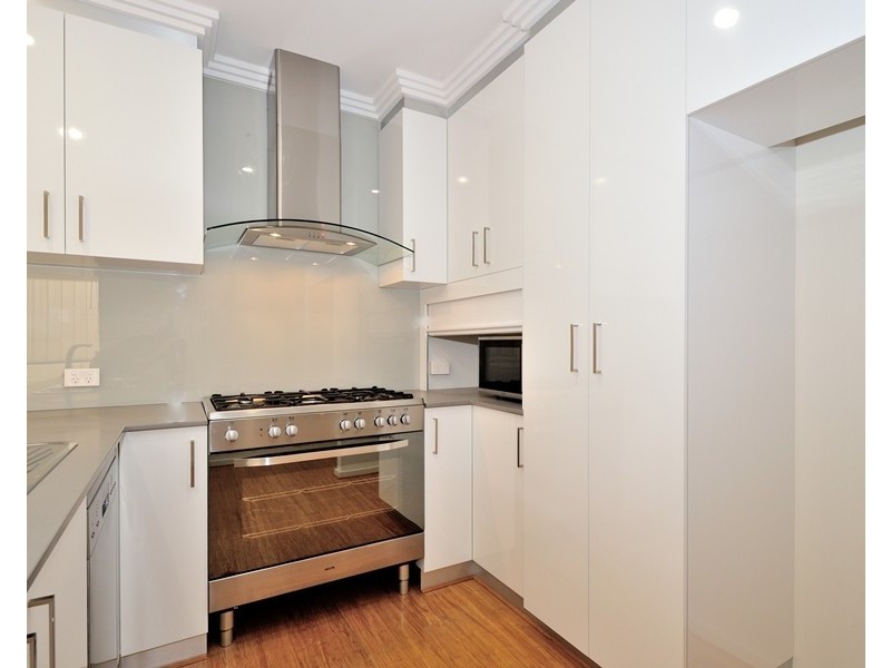 8B Donatti Road, Innaloo WA 6018