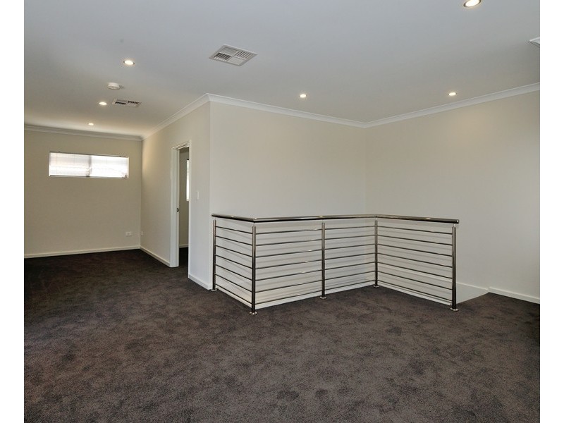 8B Donatti Road, Innaloo WA 6018