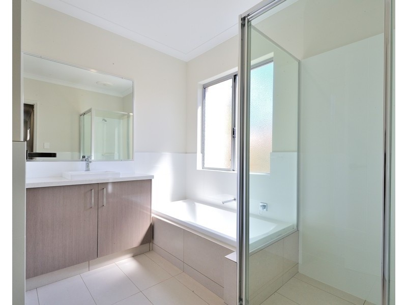 8B Donatti Road, Innaloo WA 6018