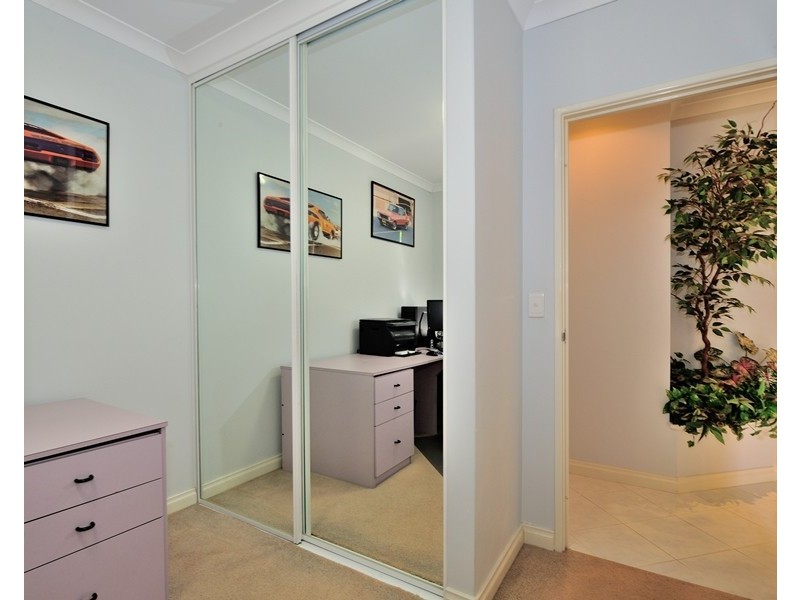 53 Farris Street, Innaloo WA 6018