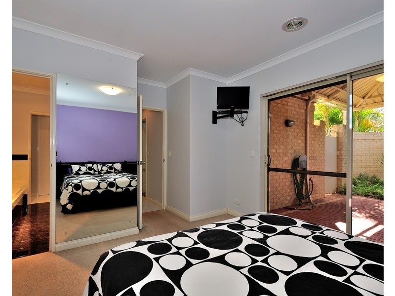 53 Farris Street, Innaloo WA 6018