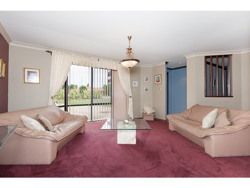 19 Richards Crescent, Craigie WA 6025