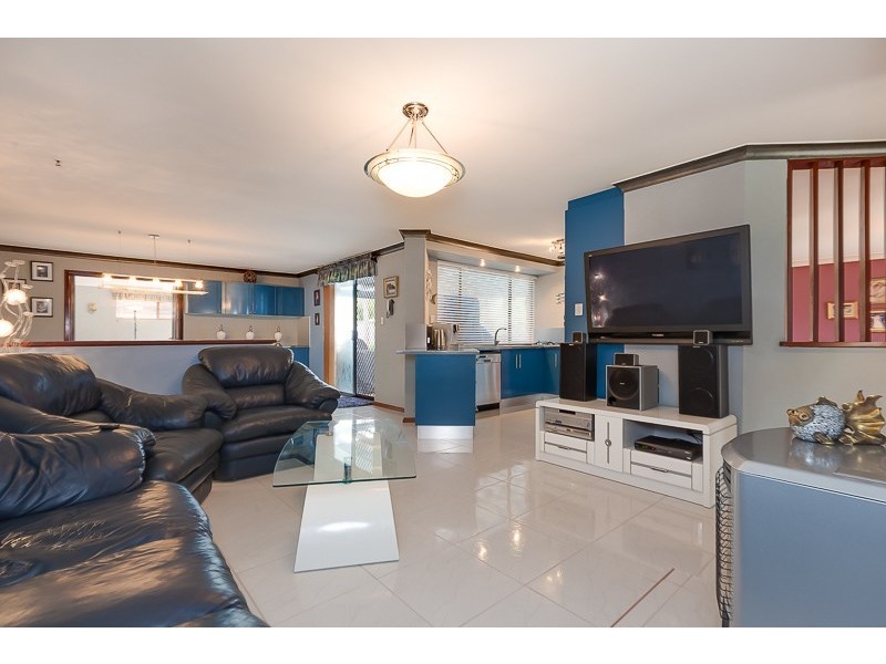 19 Richards Crescent, Craigie WA 6025